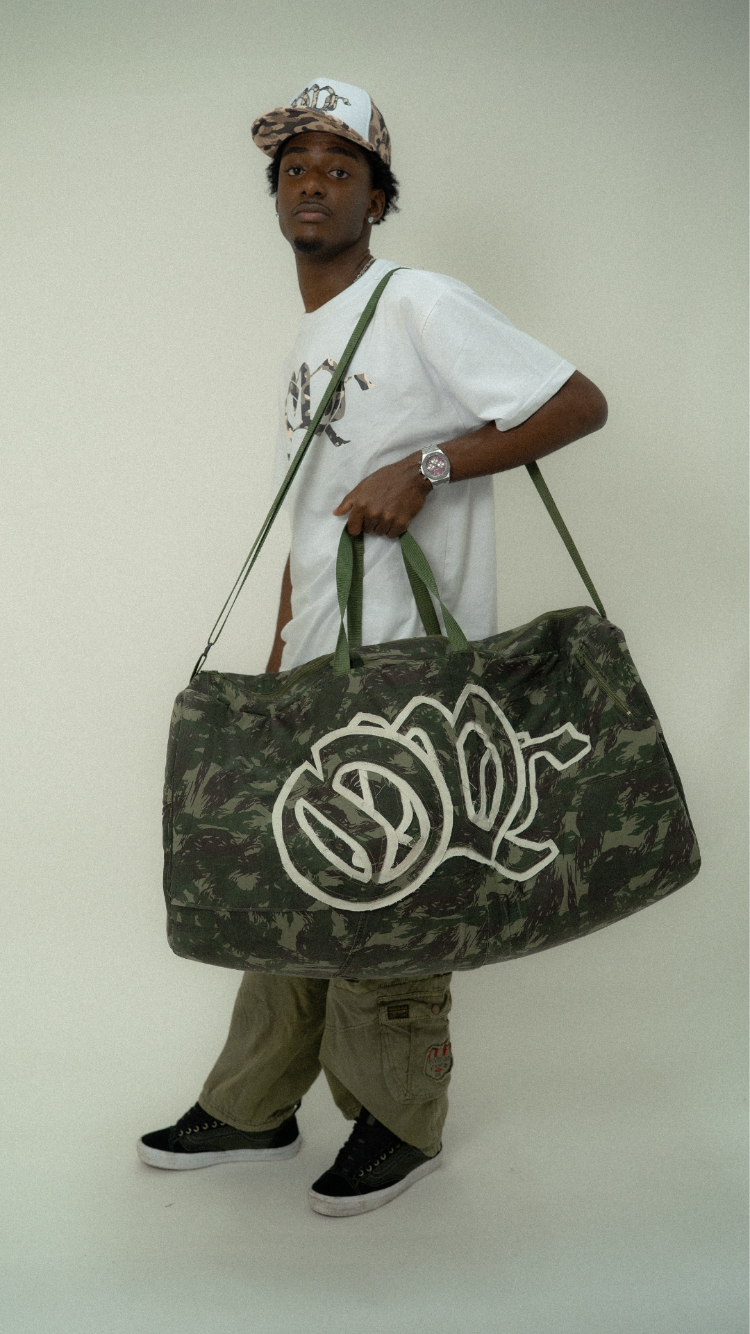 Mala custom militar