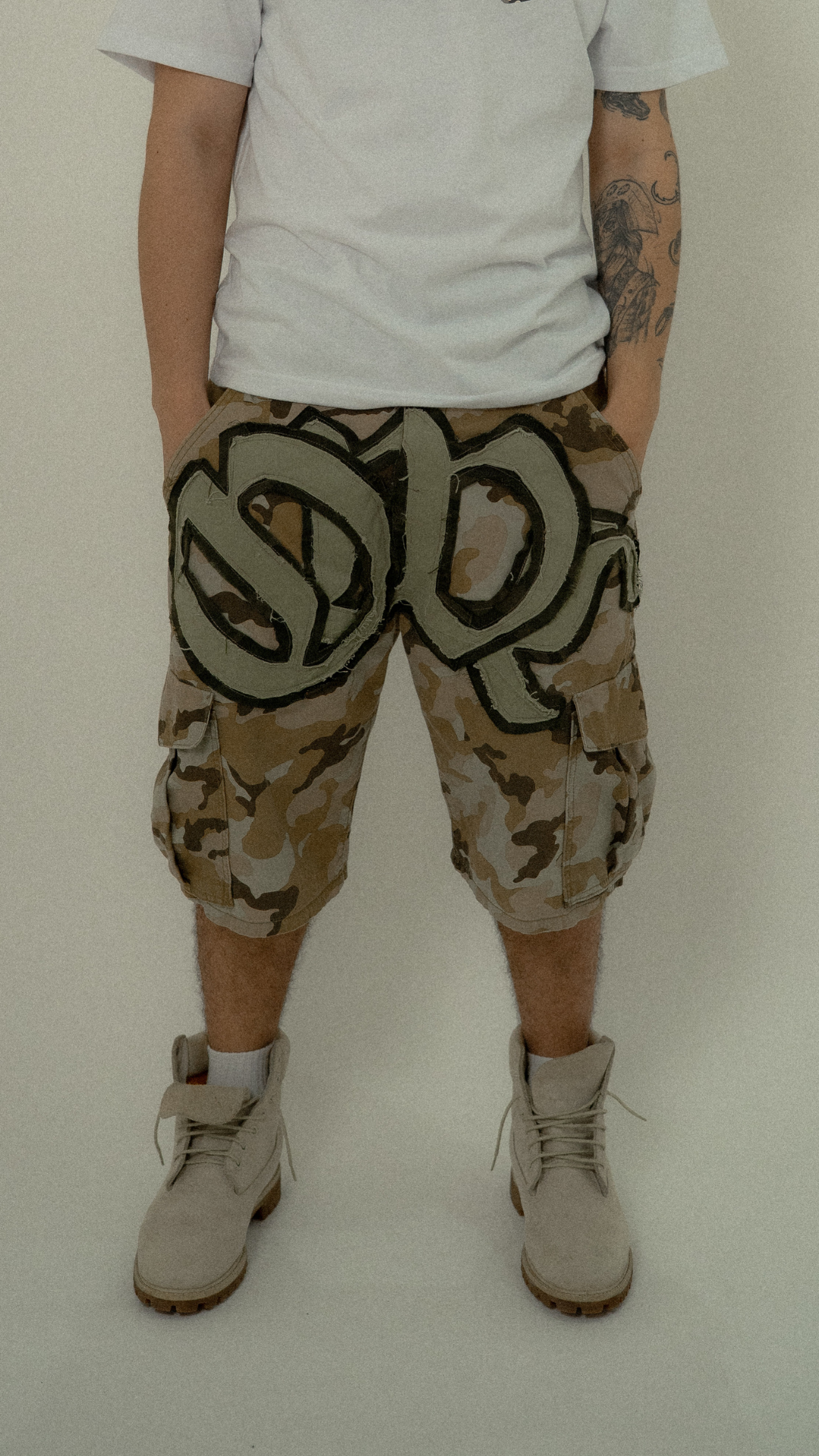 Short custom camuflado