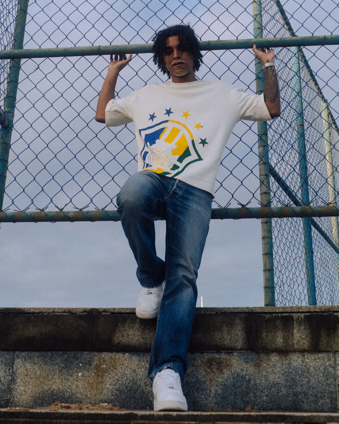 Camisa Escudo Owl Branca