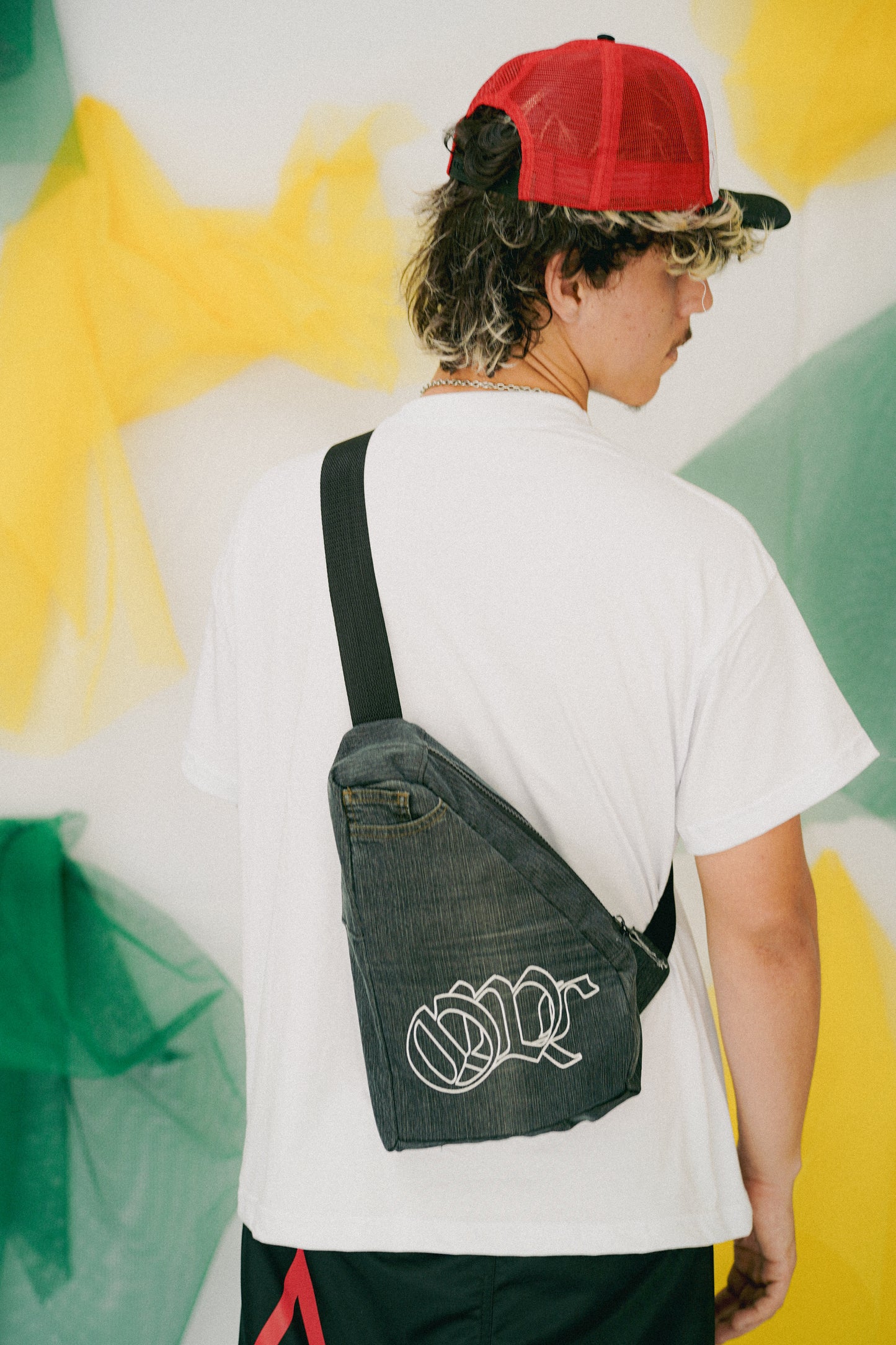 Side bag OWLSHIT preta Jeans Upcycling