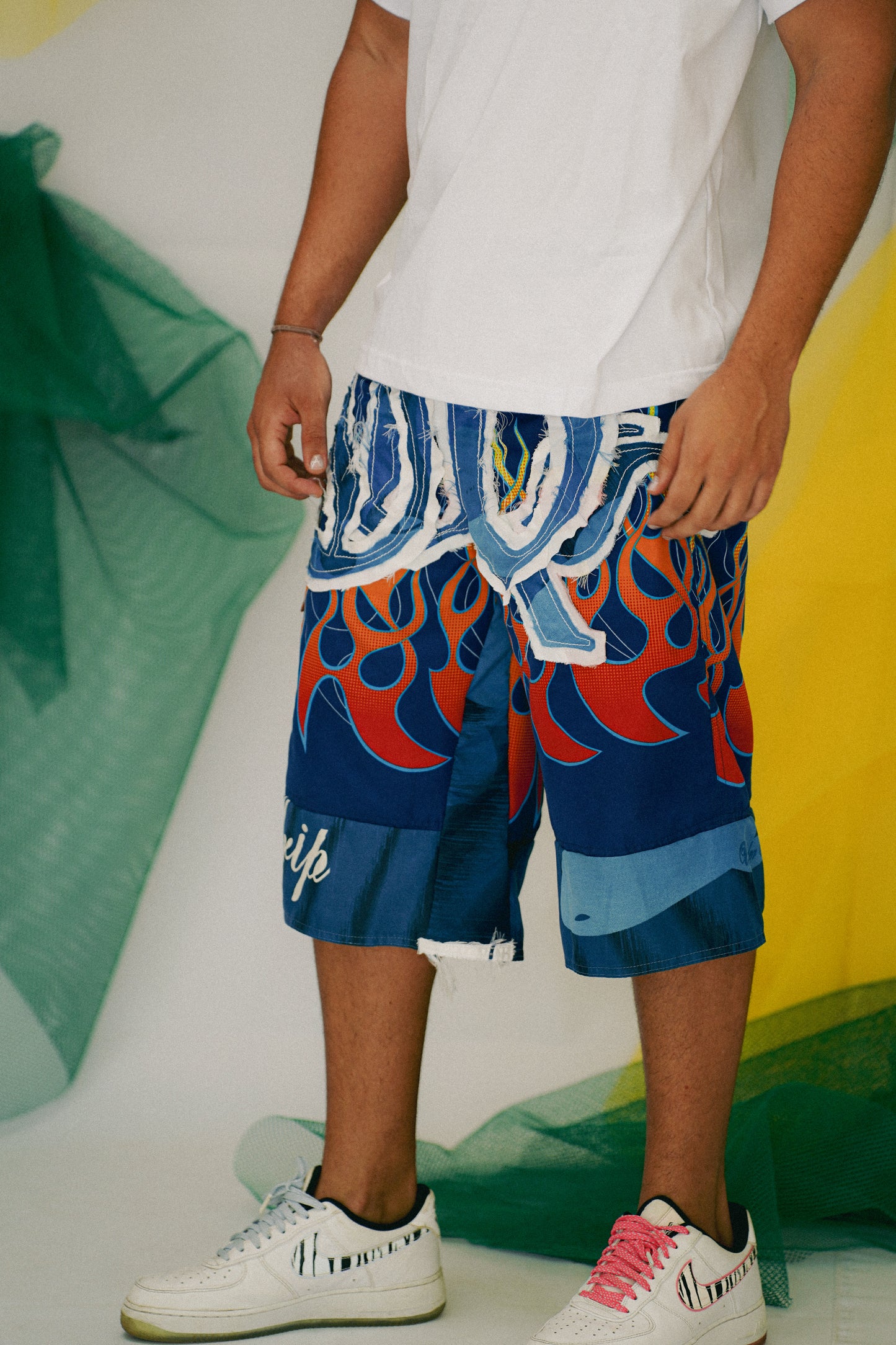 Bermuda customizada OWLSHIT tactel OWLFIRE