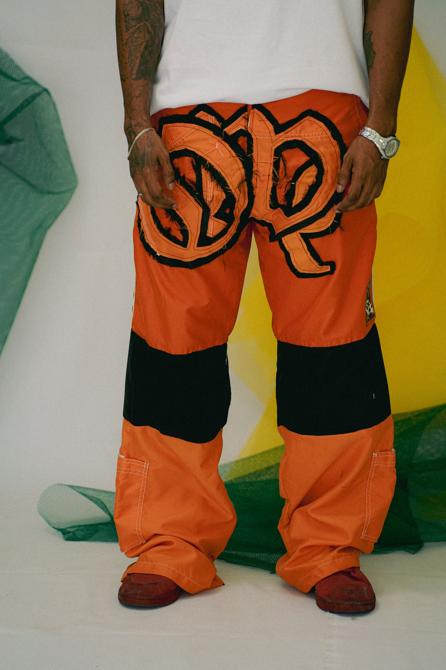 Calça baggie customizada OWLSHIT tactel MICHELANGELO