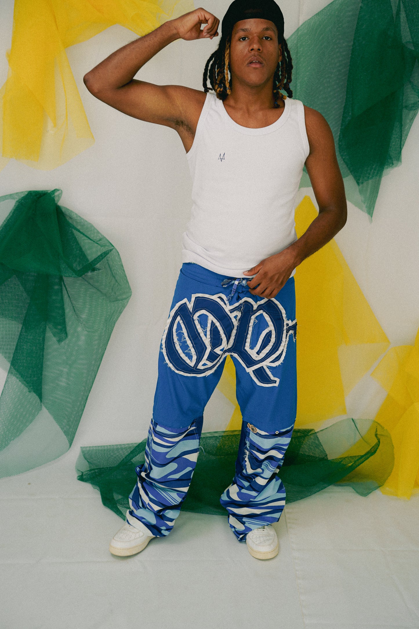 Calça baggie customizada OWLSHIT tactel LEONARDO