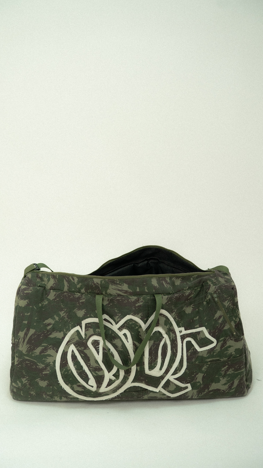 Mala custom militar